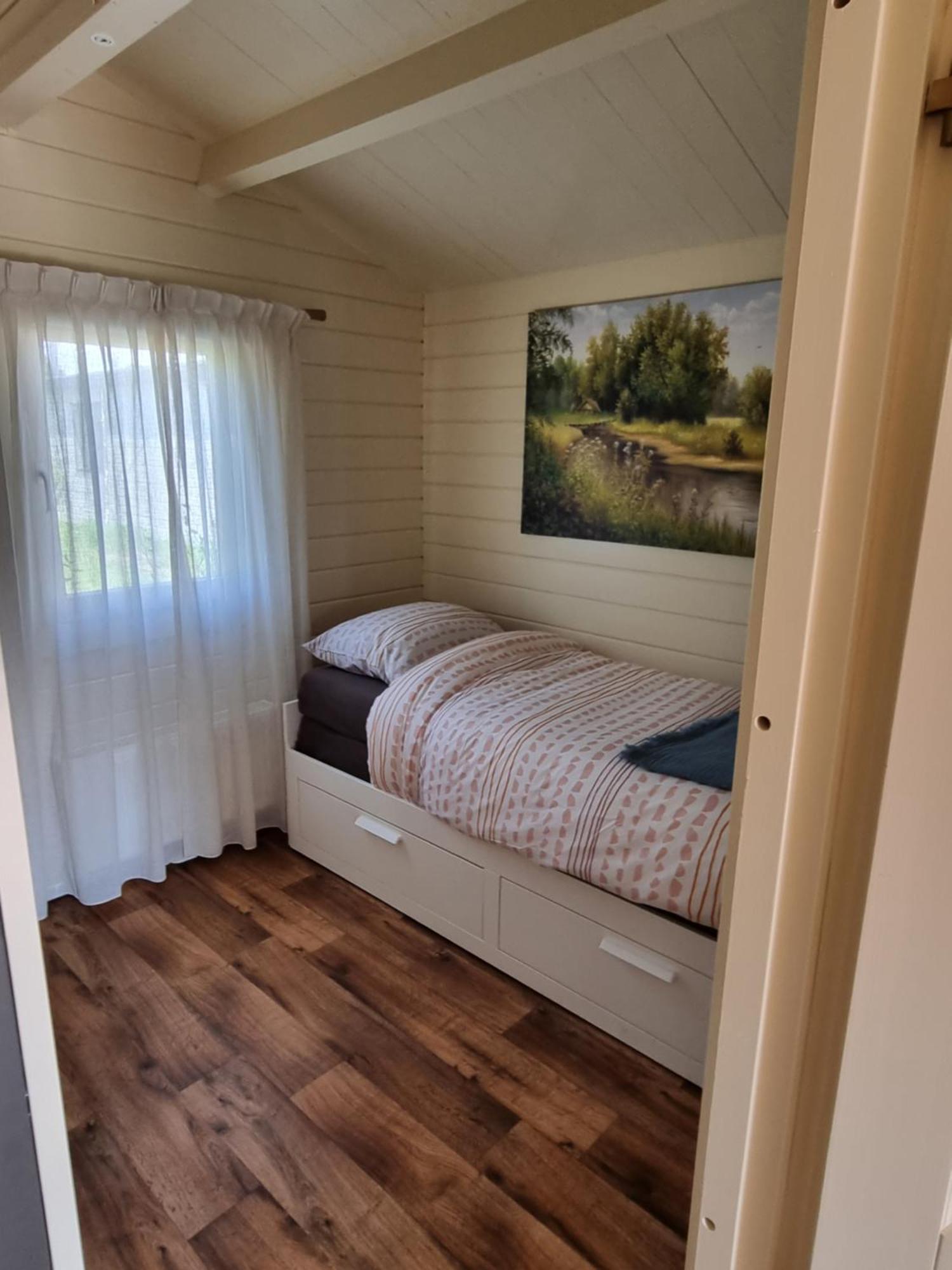 Nieuw - Luxe Blokhut Chalet In Bosrijke Omgeving 앵루 외부 사진