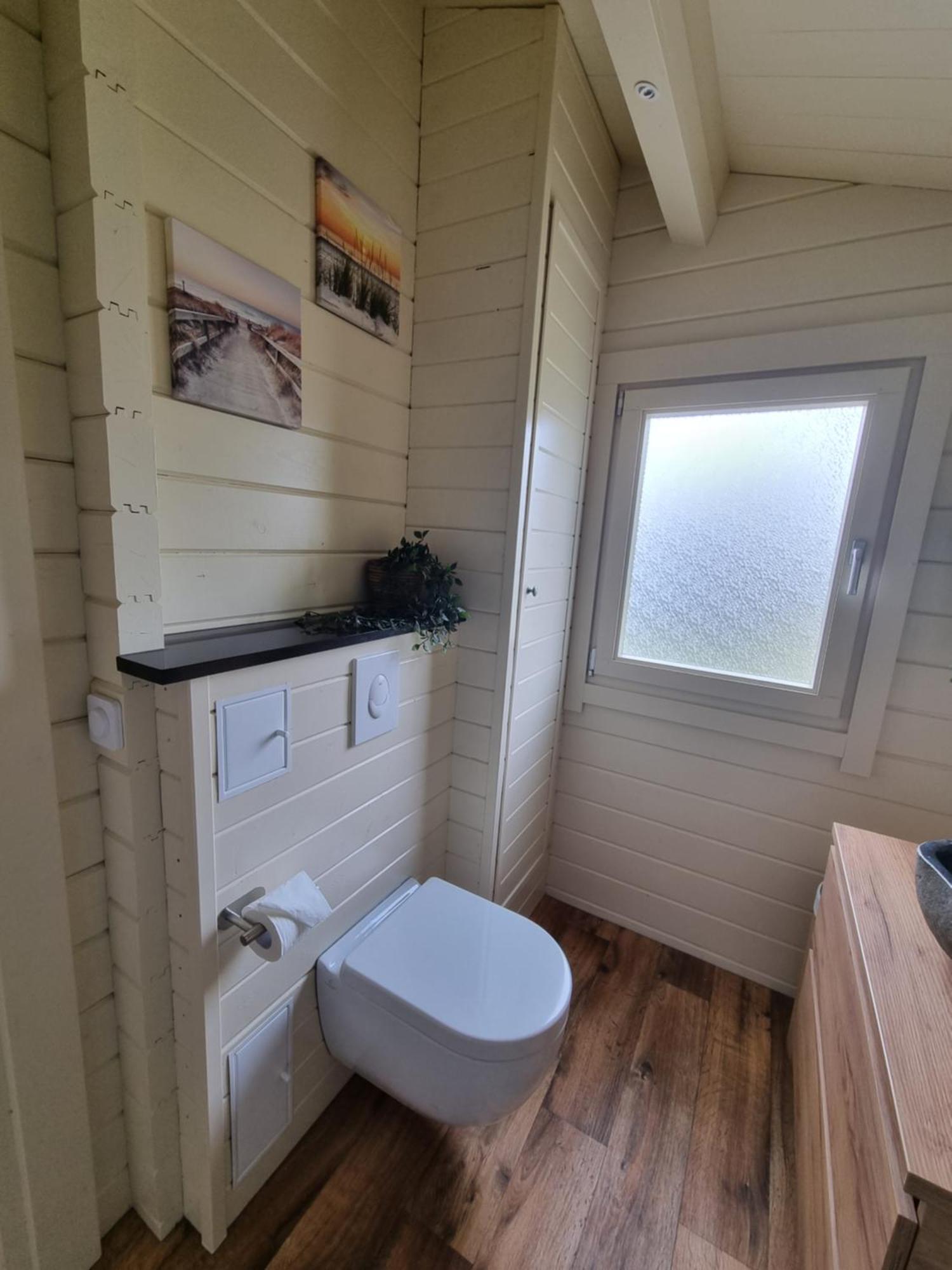 Nieuw - Luxe Blokhut Chalet In Bosrijke Omgeving 앵루 외부 사진