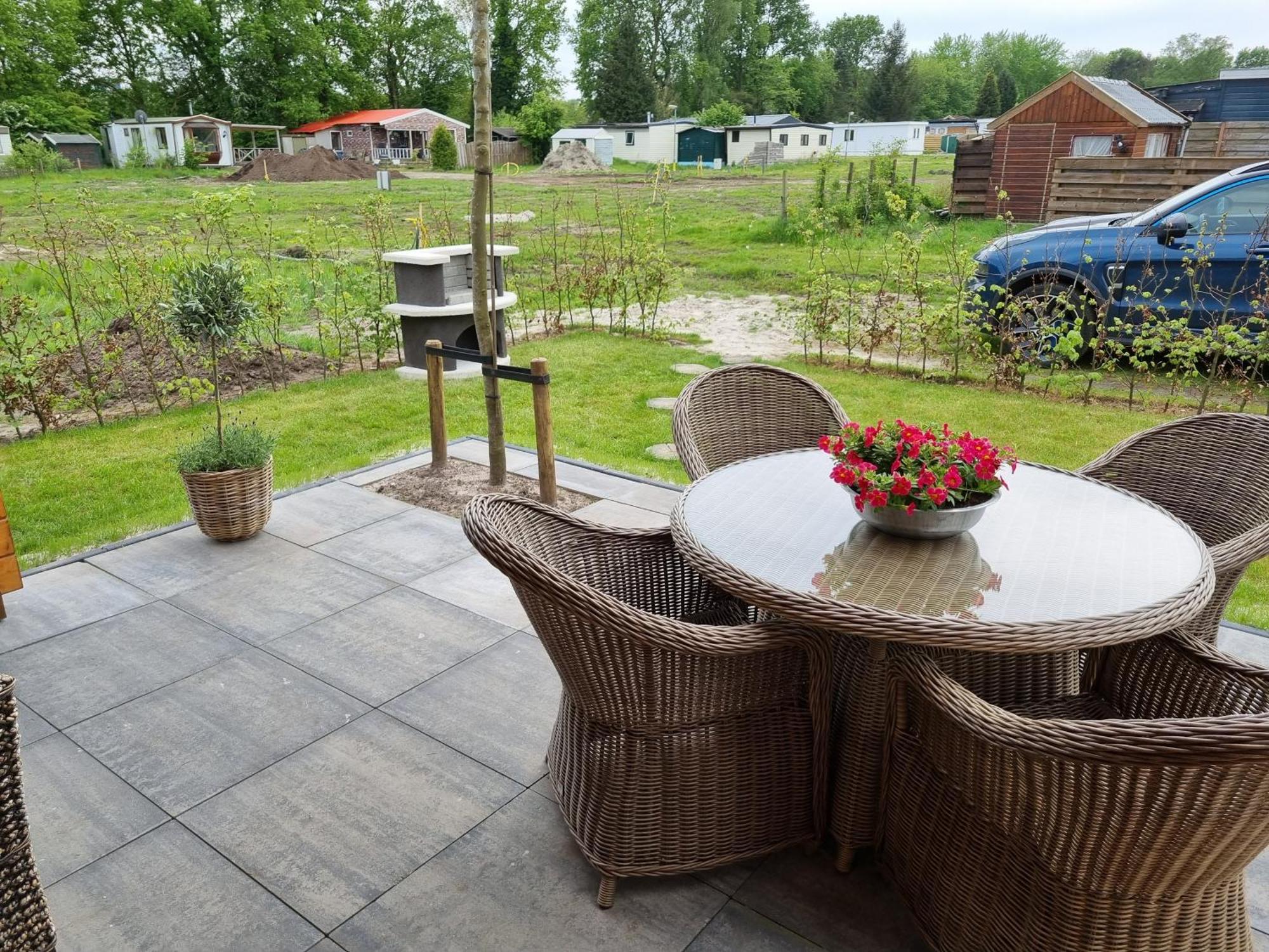 Nieuw - Luxe Blokhut Chalet In Bosrijke Omgeving 앵루 외부 사진
