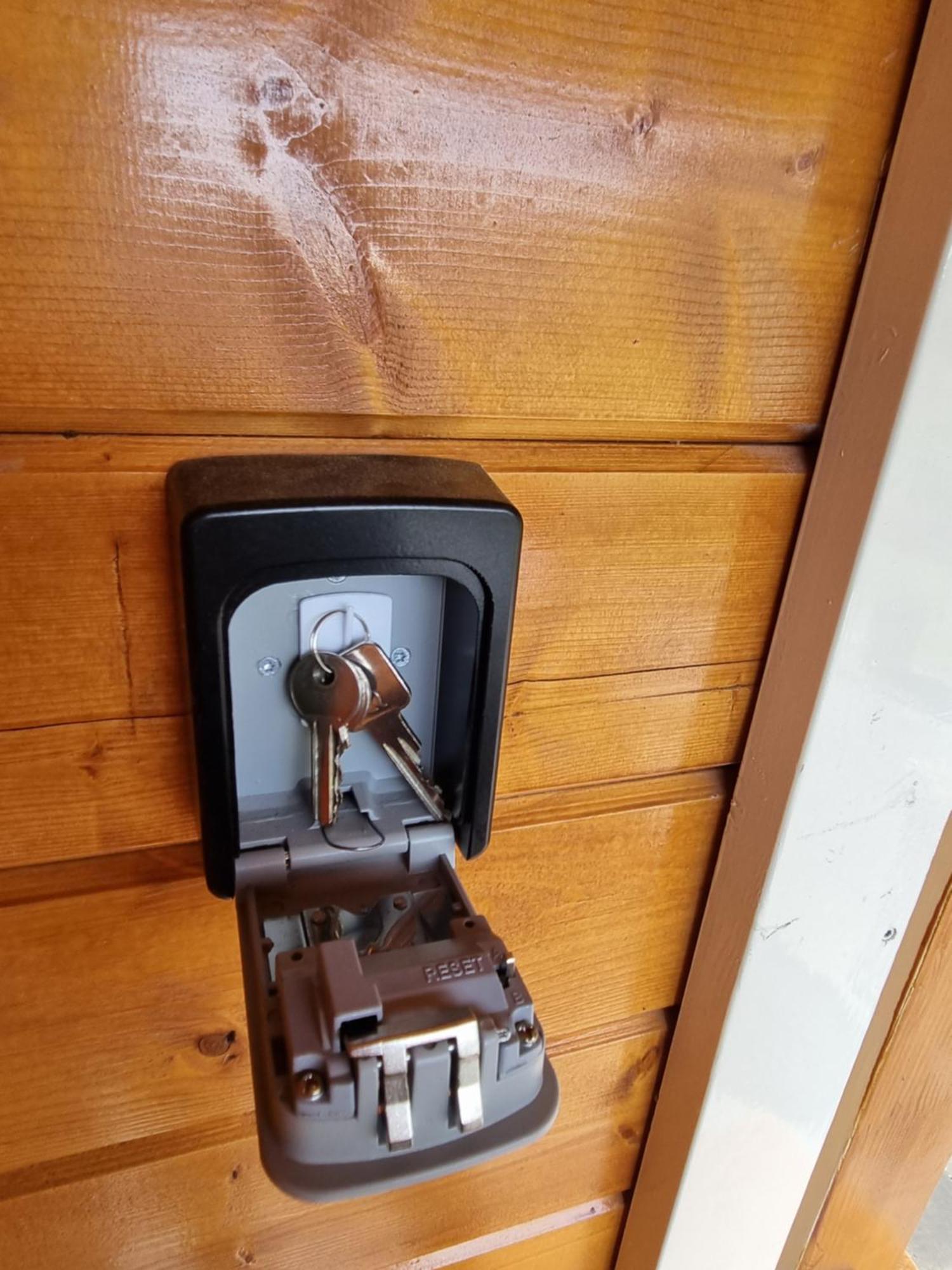 Nieuw - Luxe Blokhut Chalet In Bosrijke Omgeving 앵루 외부 사진